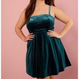 NEW Arula Green Velvet Holiday Bow Mini Dress Plus Size X / 0X NWT